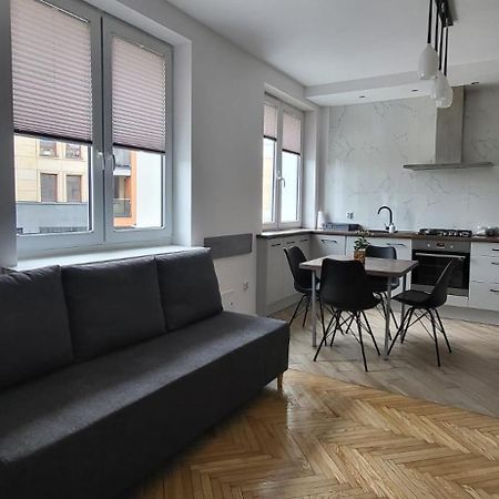 Apartament Przy Lipowej Bialystok Exterior photo